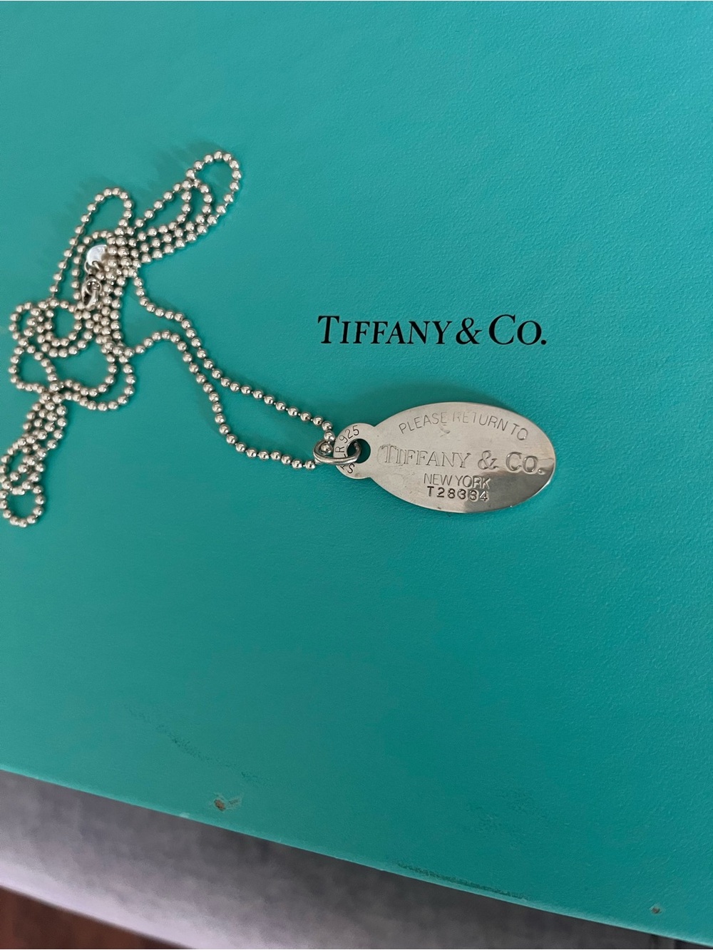 EUC Tiffany & Co. "Return to Tiffany" oval tag necklace - sterling silver.